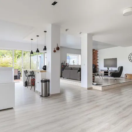 Feriehus La Maison Dolez - Parking Jardin 40 Min Amiens